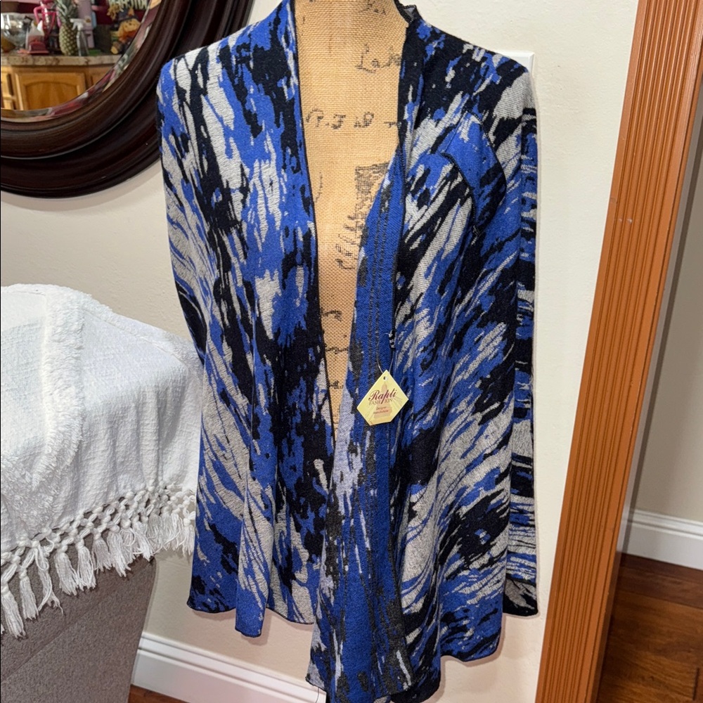 Elegant Blue and Black Patterned Poncho